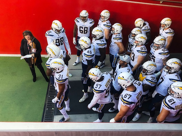 能会再次陷 能会再次陷